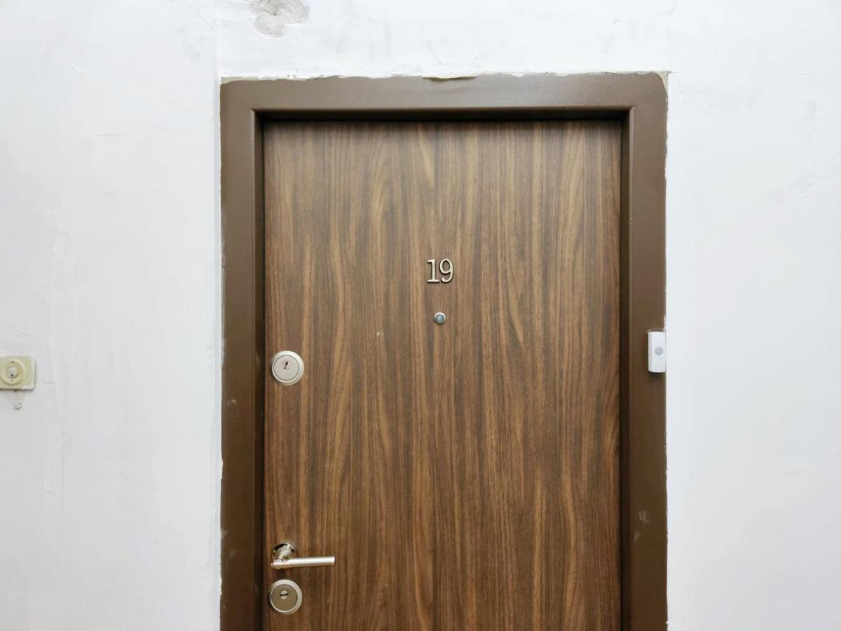 Chic Studio Old City Center - Ivo19 Bukarest Kültér fotó