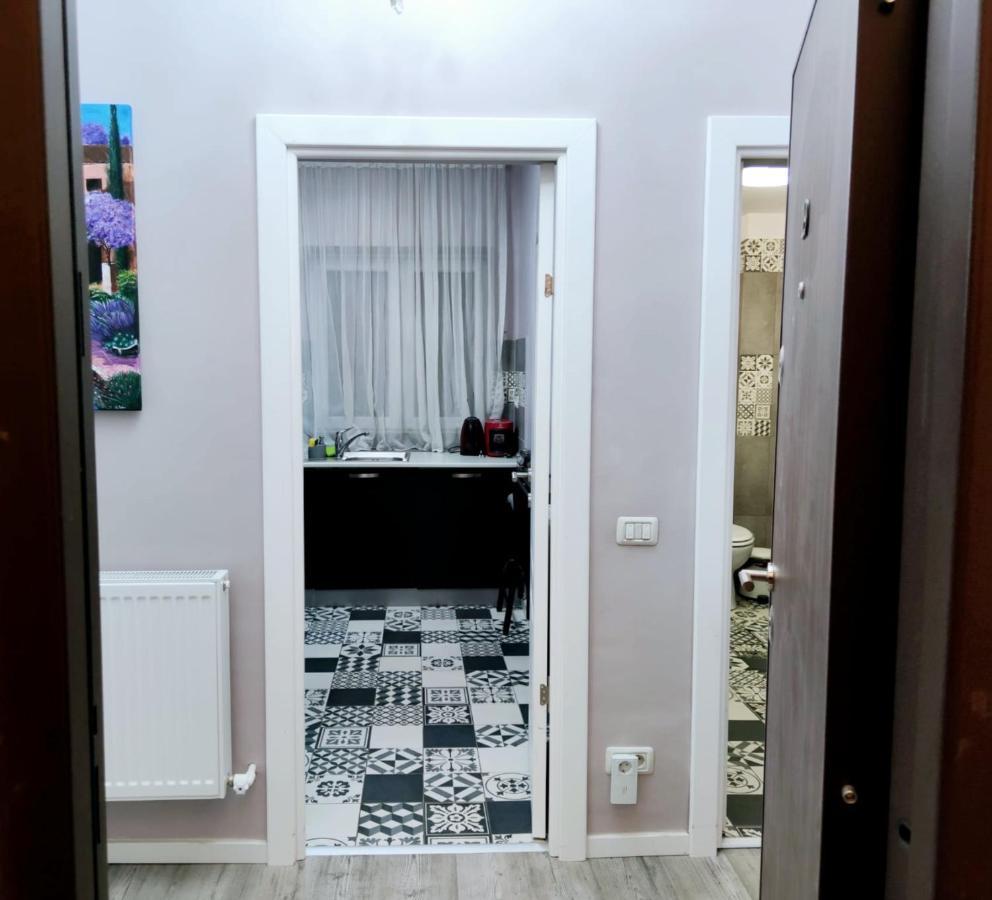 Chic Studio Old City Center - Ivo19 Bukarest Kültér fotó