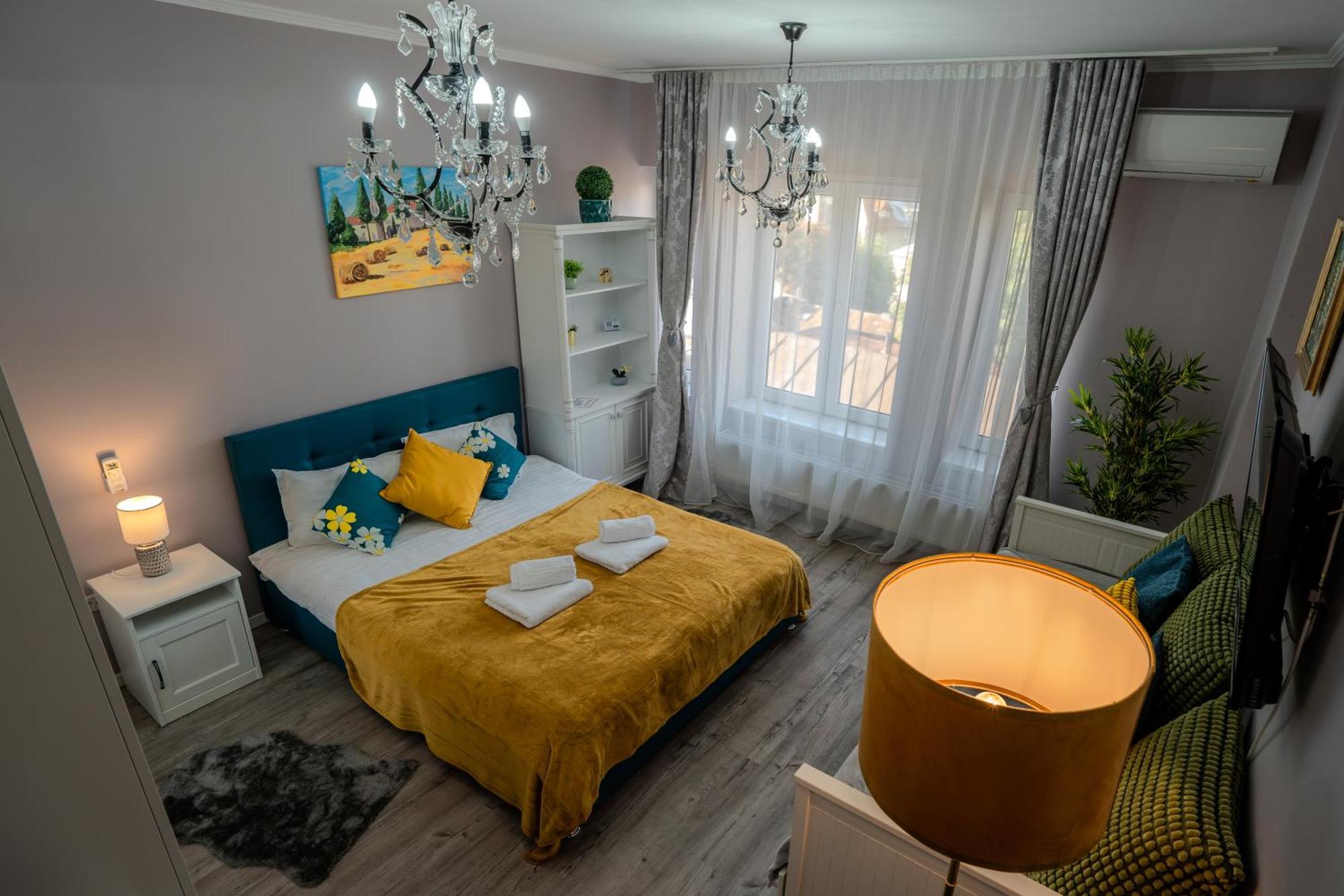 Chic Studio Old City Center - Ivo19 Bukarest Kültér fotó